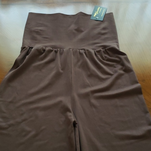 🆕️👍Magic Smooth Wear Pants - Picture 4 of 7